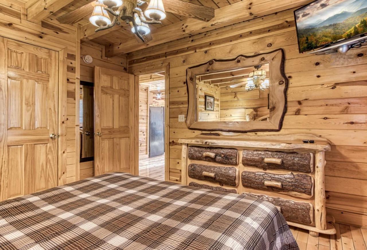 The Wildlife Lodge - Great Location! Close To Tanger Outlets! Cabin Sevierville Buitenkant foto